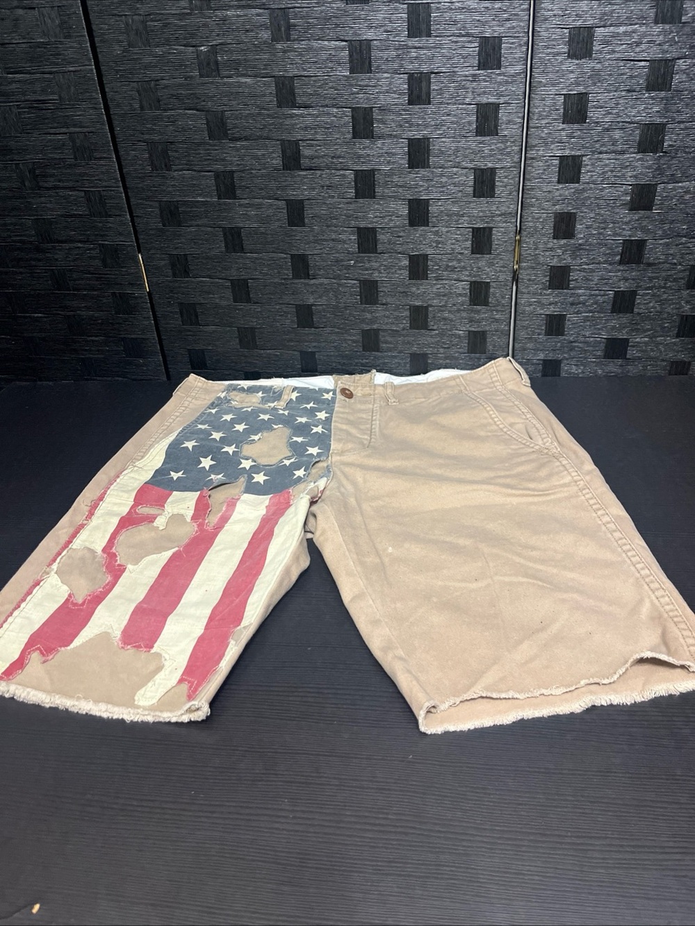 2010s Ralph Lauren Denim & Supply American Flag Distressed Beige Shorts Size 34